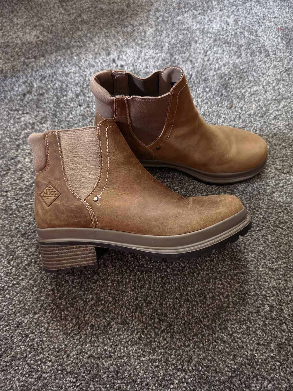 The Muck Boot Company Women's Brown Chelsea Ankle Boots